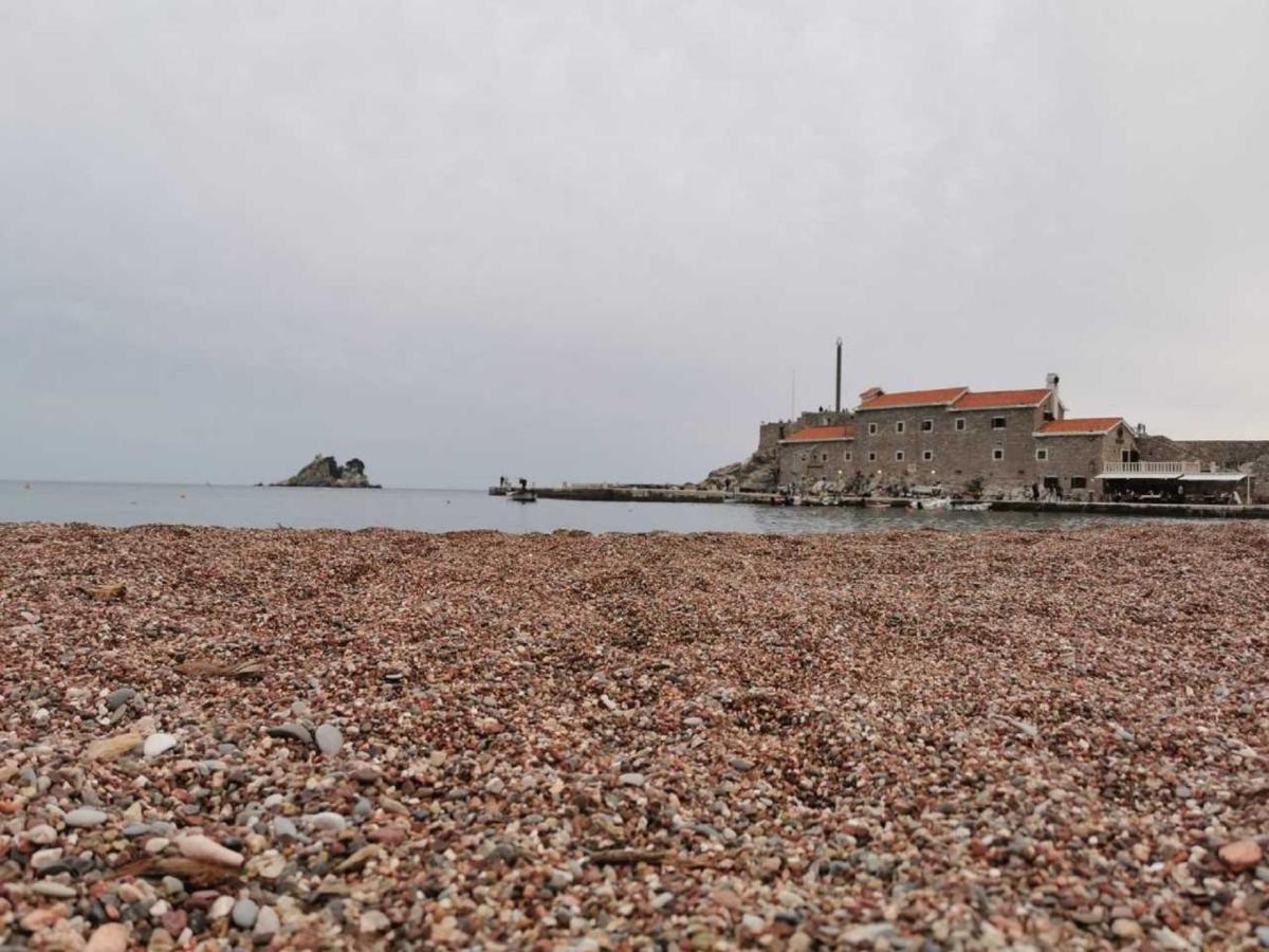 Guest House Medin Petrovac Exterior photo