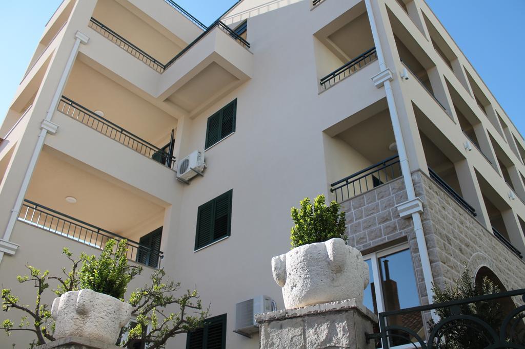 Guest House Medin Petrovac Exterior photo